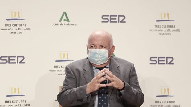 La clave del éxito de valoración del consejero andaluz de Salud y Familias Jesús Aguirre