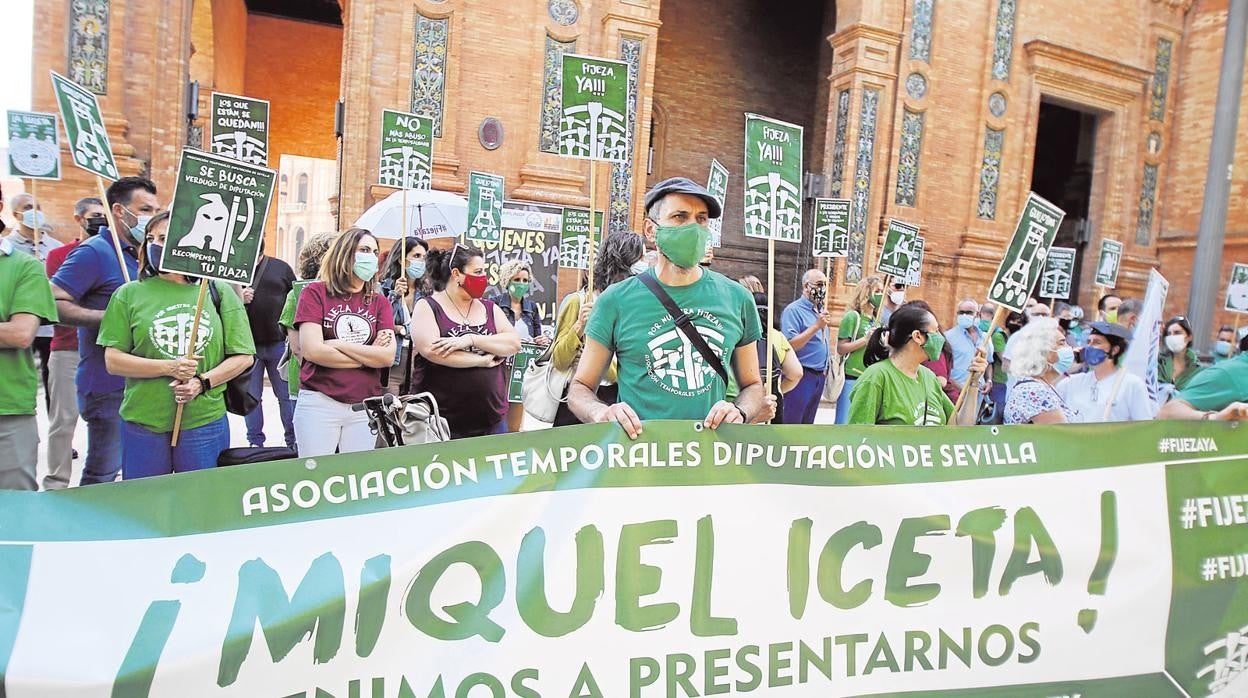 Manifestantes interinos este miércoles en Sevilla