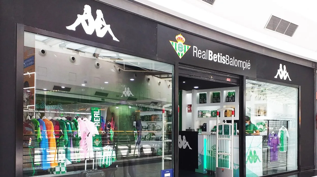 Öffnen Sie einen Kappa-Laden von Betis im Einkaufszentrum AireSur