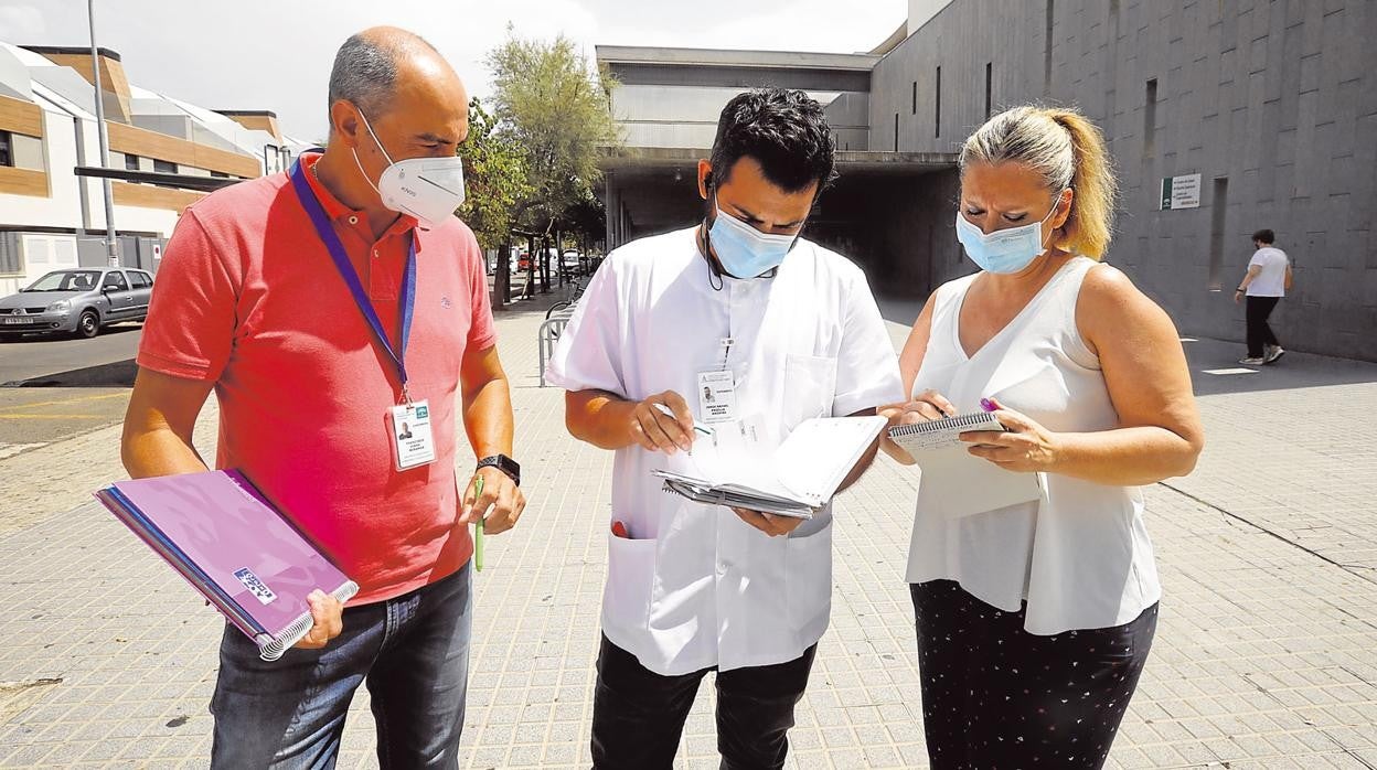 Rastesradores de Córdoba repasando casos del día en una imagen de archivo