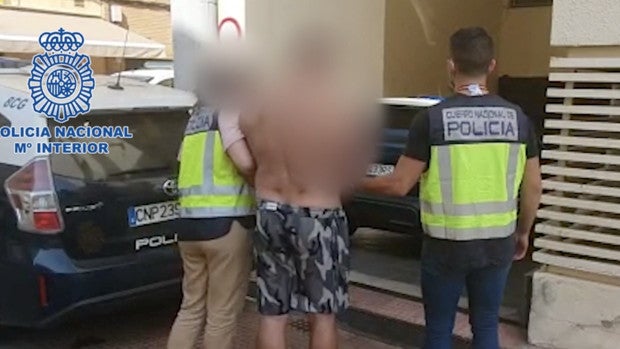 Tres policías heridos al detener a un peligroso terrorista fascista italiano en Fuengirola