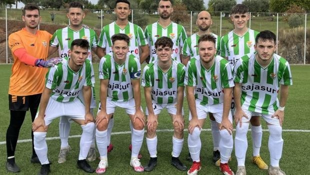 Los otros 'Córdoba' de Carlos González y Pepe Escalante empiezan con victoria por goleada y empate