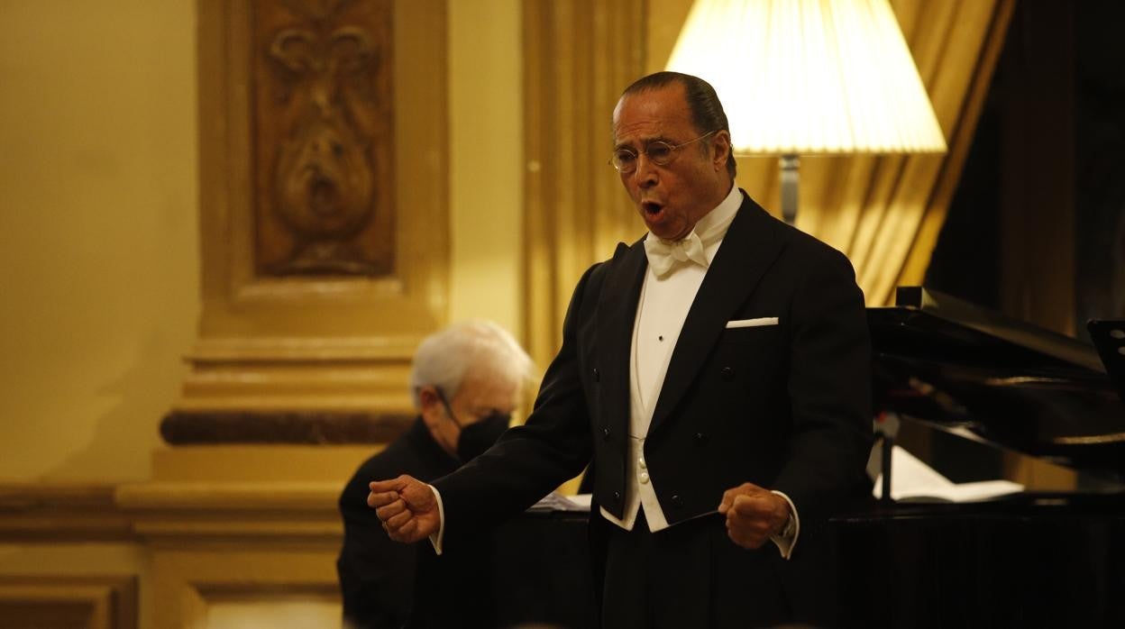 Antonio Vázquez, durante su participación en el concierto en Córdoba