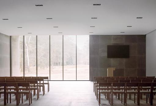 Edificio conmemorativo en recuerdo a los holandeses caídos en la Segunda Guerra Mundial.