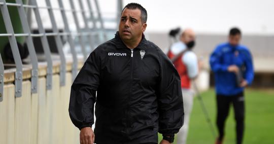 Germán Crespo, antes de iniciarse el choque este sábado ante el San Roque de Lepe