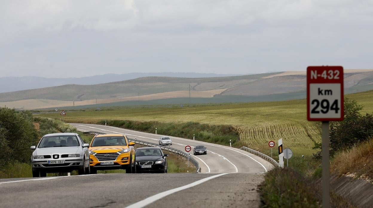 Trafico en la carretera N-432