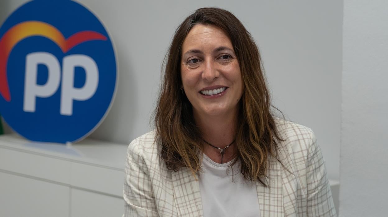 Loles López seguirá como secretaria general del PP andaluz