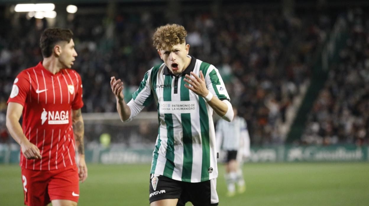 Simo, este miércoles, en el partido del Córdoba CF ante el Sevilla FC en la Copa del Rey