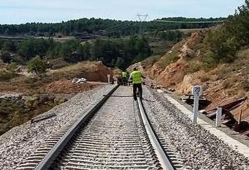 Los siete puntos negros del mapa ferroviario de Andalucía que mantienen la red en vía muerta