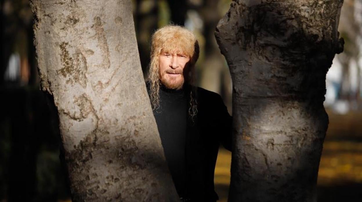 Manuel Martínez, cantante de Medina Azahara