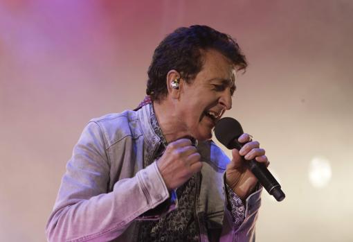 Manolo García, durante un concierto