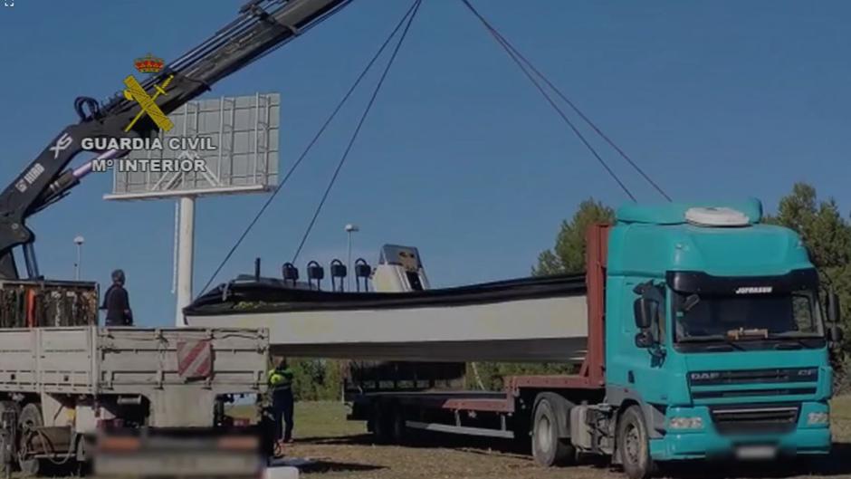 Vídeo | Desarticulada una banda de 27 narcotraficantes que ocultaba lanchas en Córdoba, Jaén y Málaga