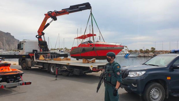 Tecnología al servicio del mal: Los 'juguetes' de los narcos en Andalucía