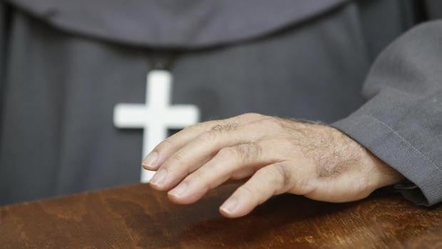 La Trinidad concede el premio 'Monseñor Antonio Gómez' a los franciscanos de la Cruz Blanca de Córdoba