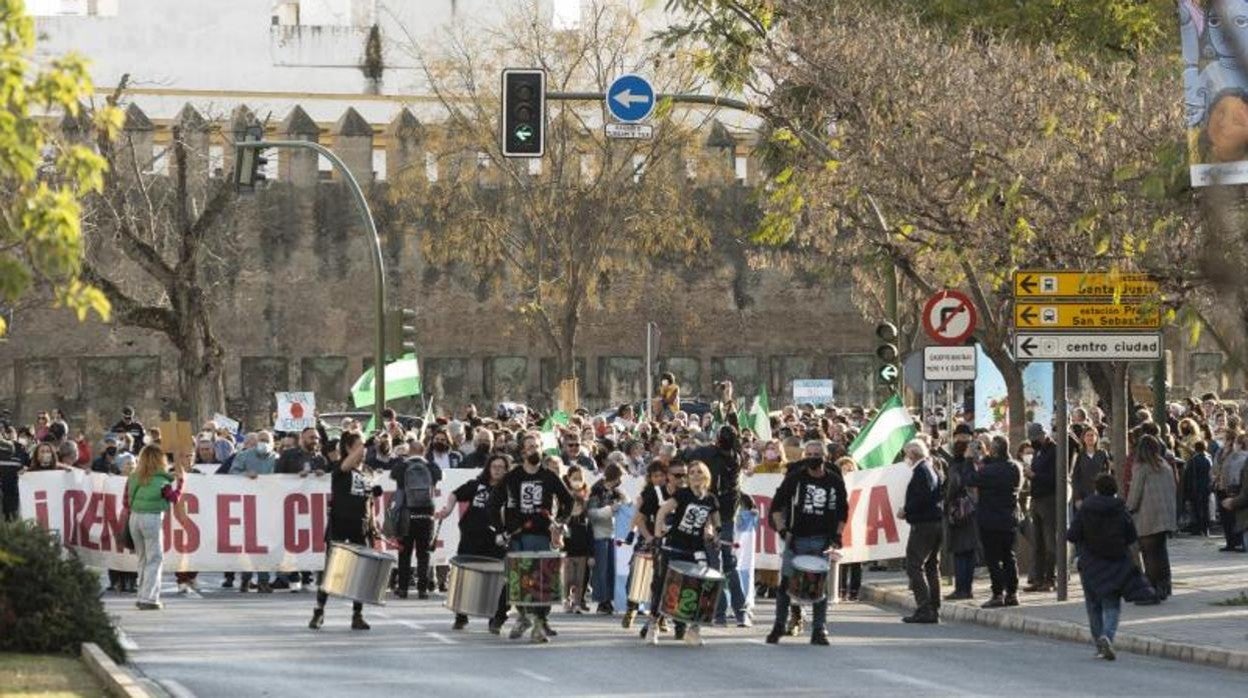 Desde Nerva salieron diez autobuses para la concentración