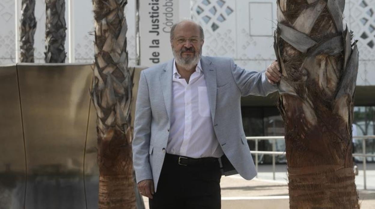 El decano del Colegio de Abogados de Córdoba, Carlos Arias