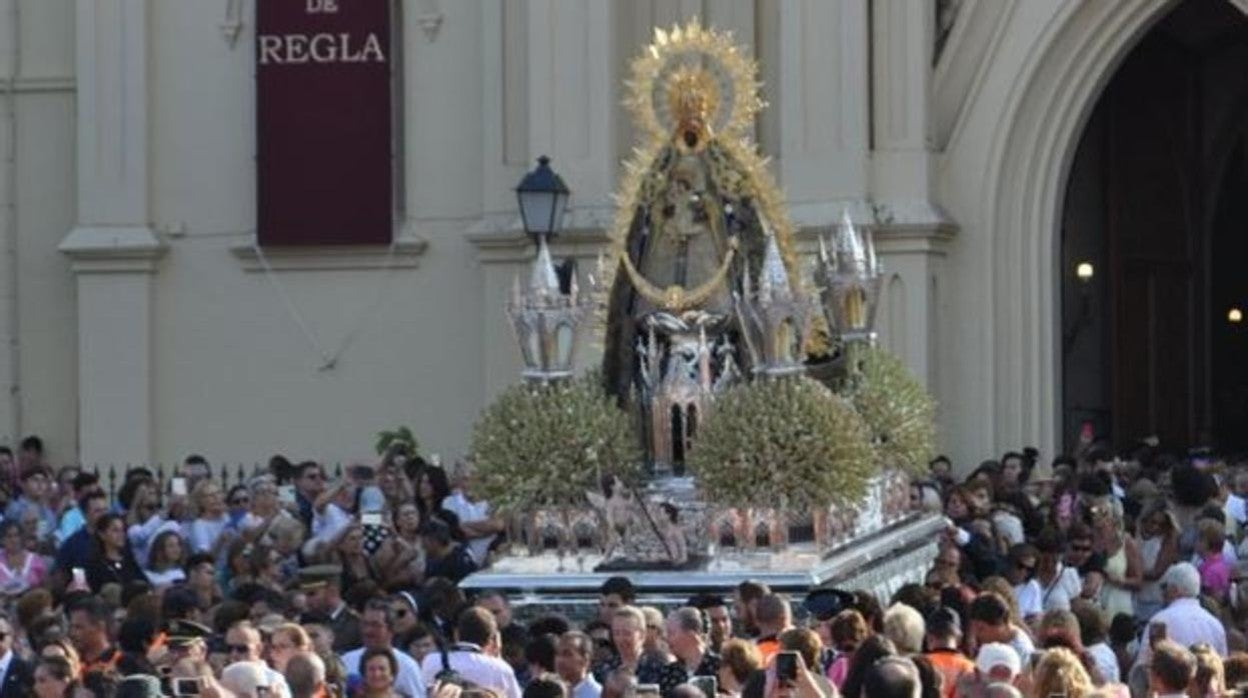 Salida procesional de Chipiona el 8 de septiembre de 2019