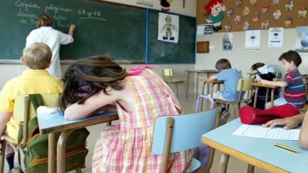 Las mascarillas dejan de ser obligatorias en los colegios de Andalucía pero Salud hará recomendaciones