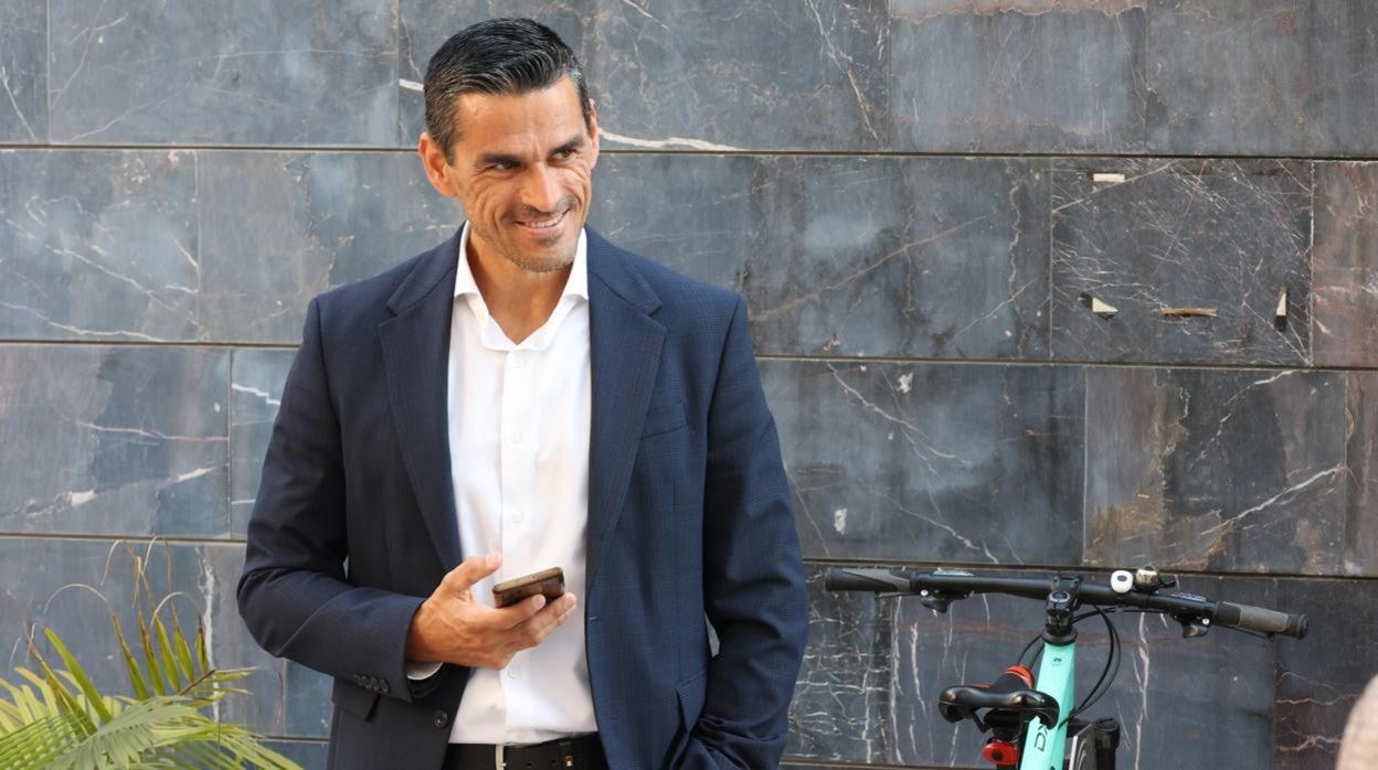 El director deportivo del Córdoba CF, Juan Gutiérrez 'Juanito', en un acto del club