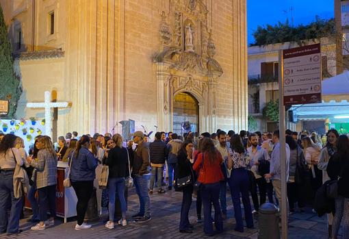 Ambiente en la Cruz de San Hipólito