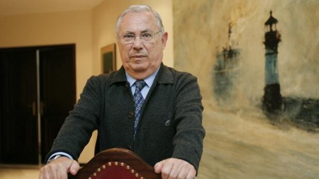 Muere Joaquín Fayos, diputado de Alianza Popular por Córdoba y abogado