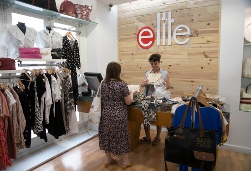 Interior de una tienda en Ciudad Jardín
