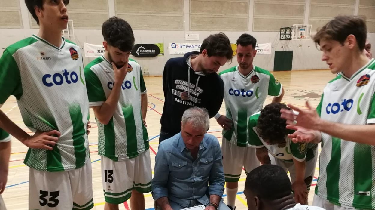 Una imagen de un tiempo muerto del Coto Ciudad de Córdoba en la última temporada