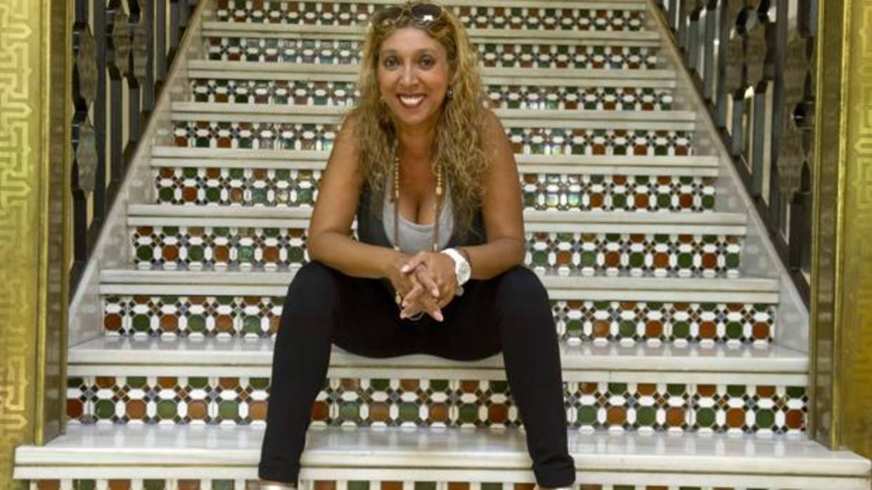 Esperanza Fernández actuará con Manolo Franco