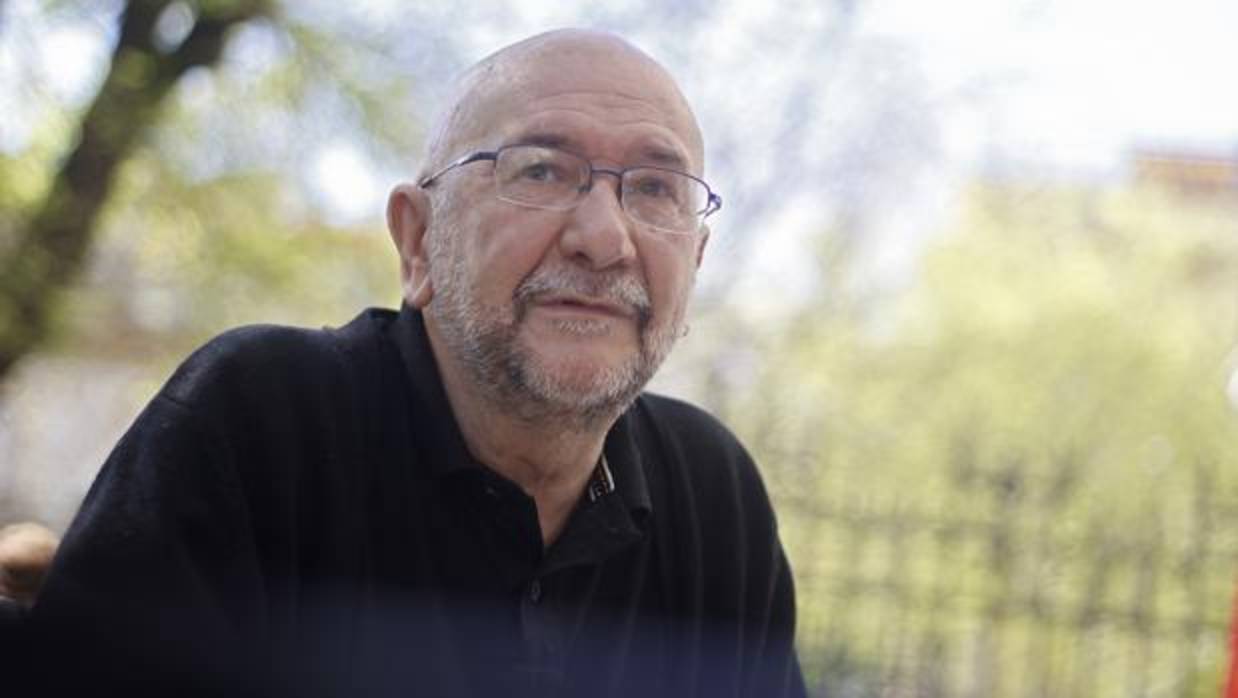 El escritor zaragozano afincado en Sevilla José María Conget