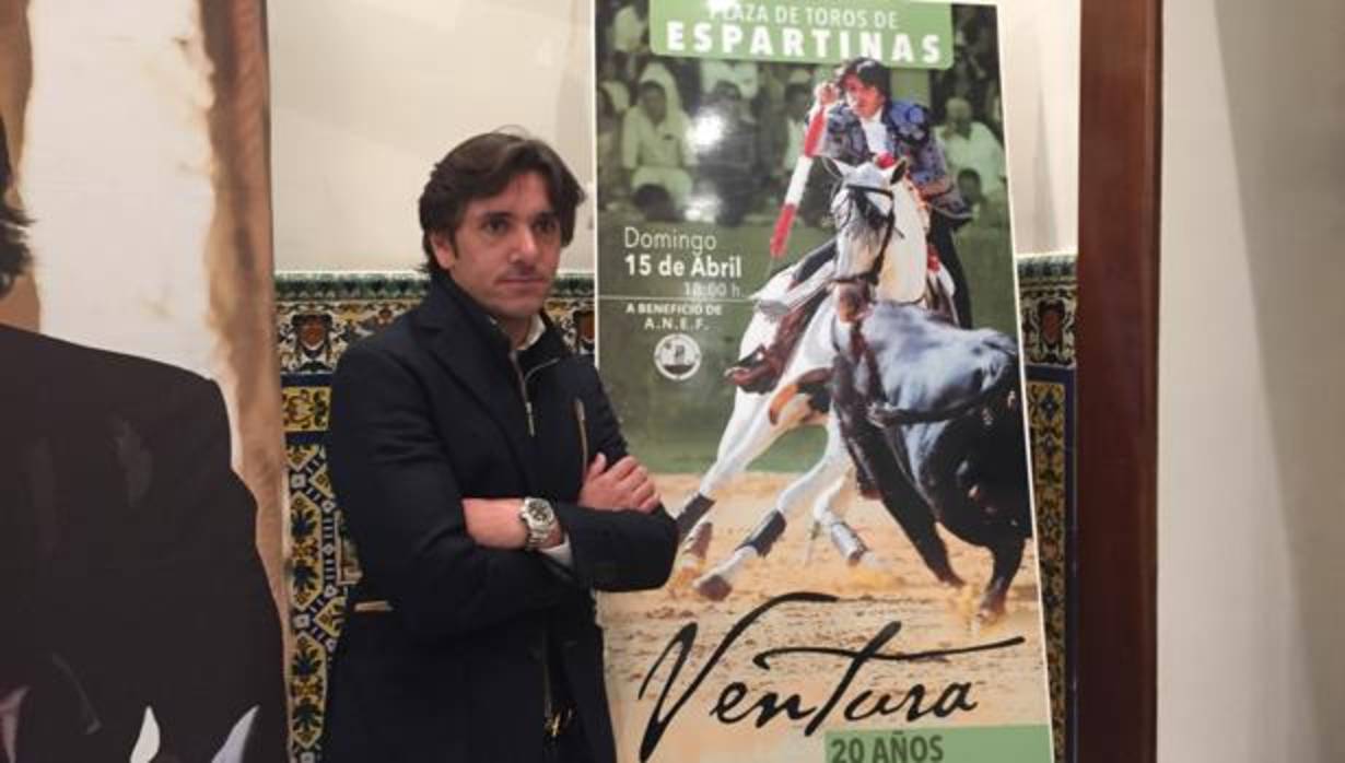 El rejoneador en la presentación de la corrida de Espartinas por los 20 años de alternativa -