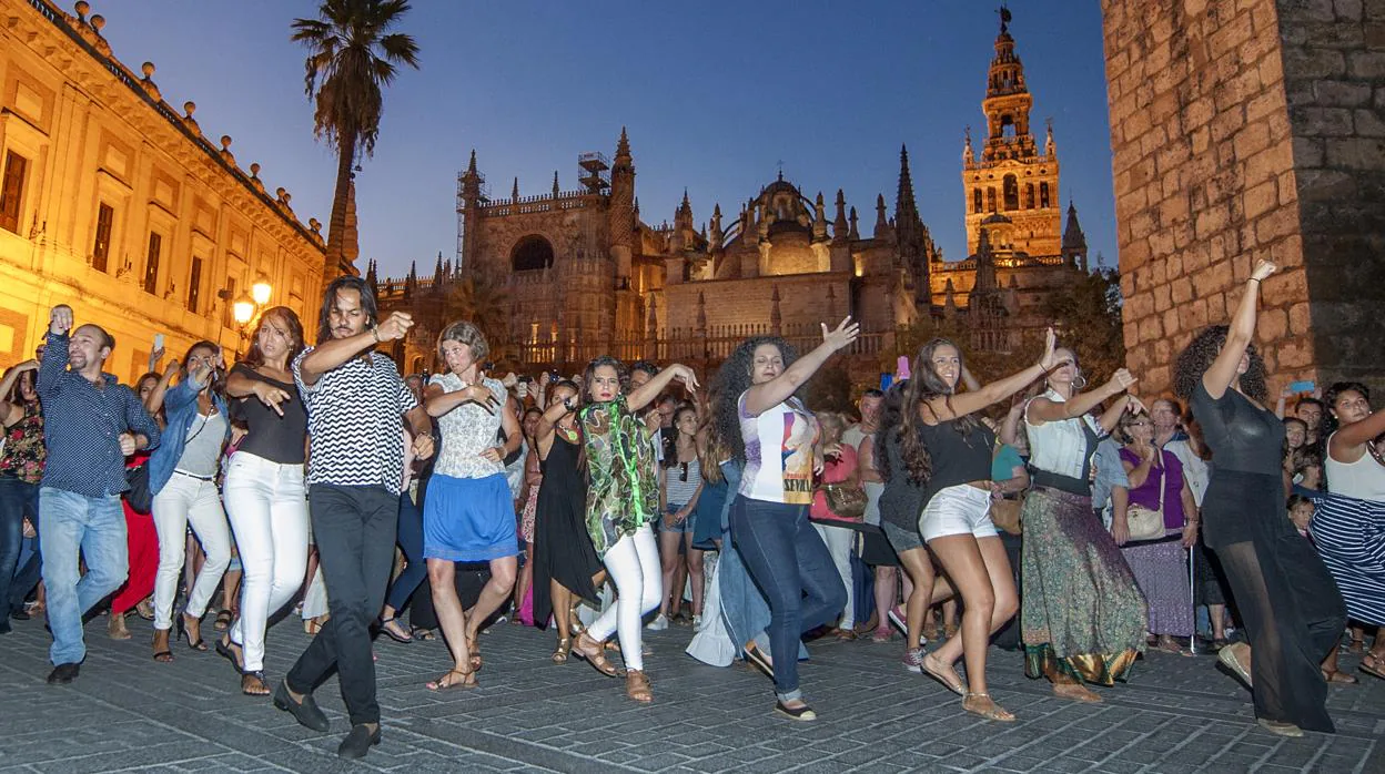 oreografía de Farruquito para el flashmob flamenco de la Bienal de Sevilla 2016