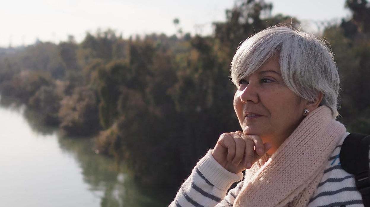 Aurora Delgado desarrolla lo mejor de su creatividad narrativa en «Curva»