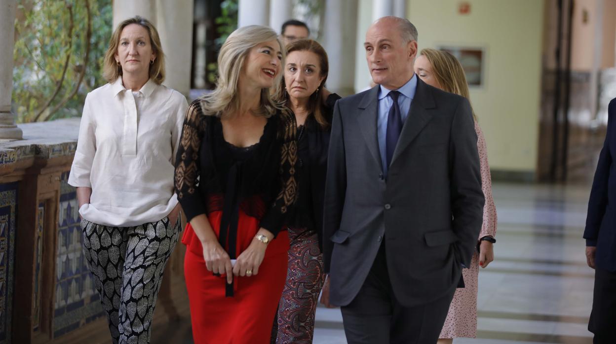 Patricia del Pozo junto a Bernard Ruiz-Picasso, el miércoles en el Museo de Bellas Artes