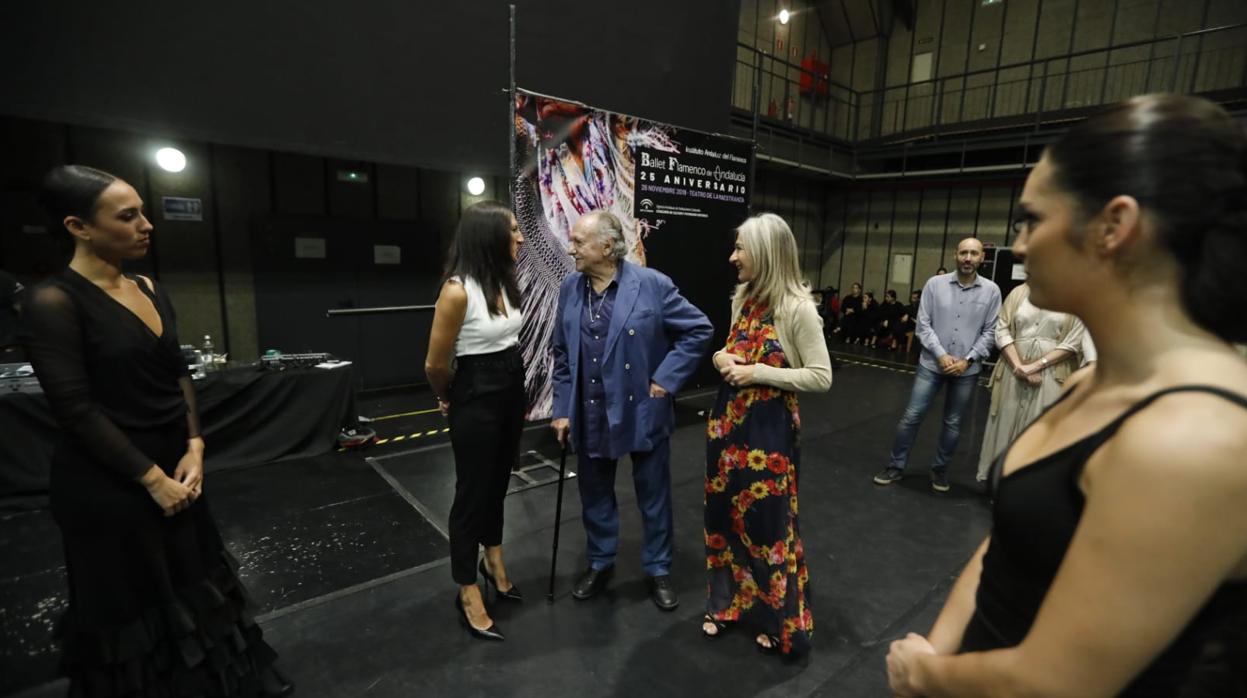 Úrsula López, Ricardo Pachón y Patricia del Pozo este jueves en la sede del Ballet