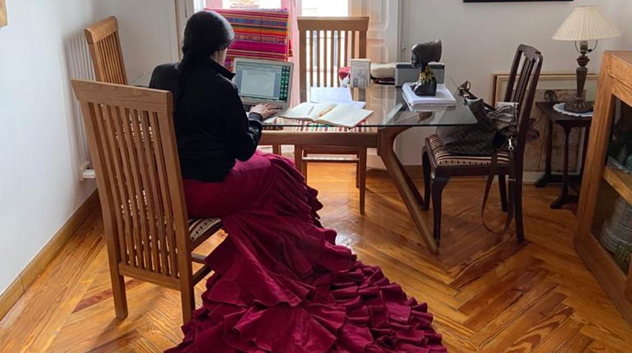La bailaora María Pagés, en su casa de Madrid, combinando ensayos y gestión