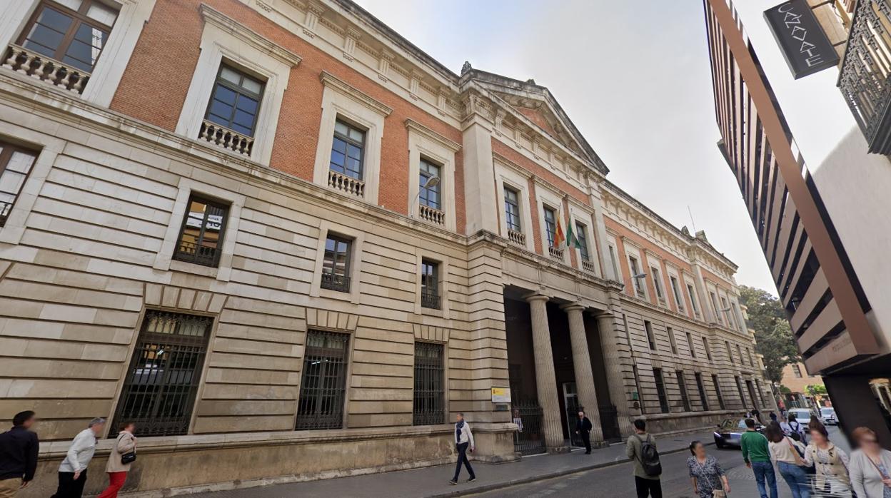 Fachada del Archivo Histórico Provincia de Sevilla