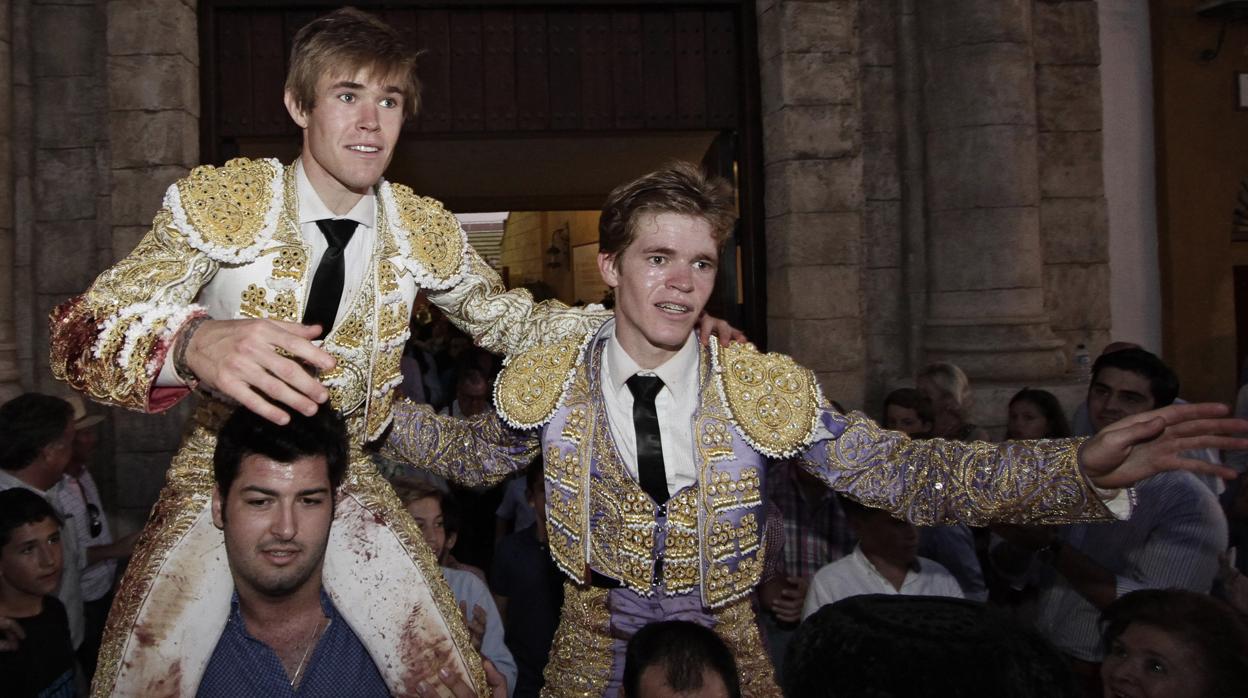 Los hermanos Jiménez, en una imagen de archivo de un mano a mano que disputaron en su localidad natal en 2014