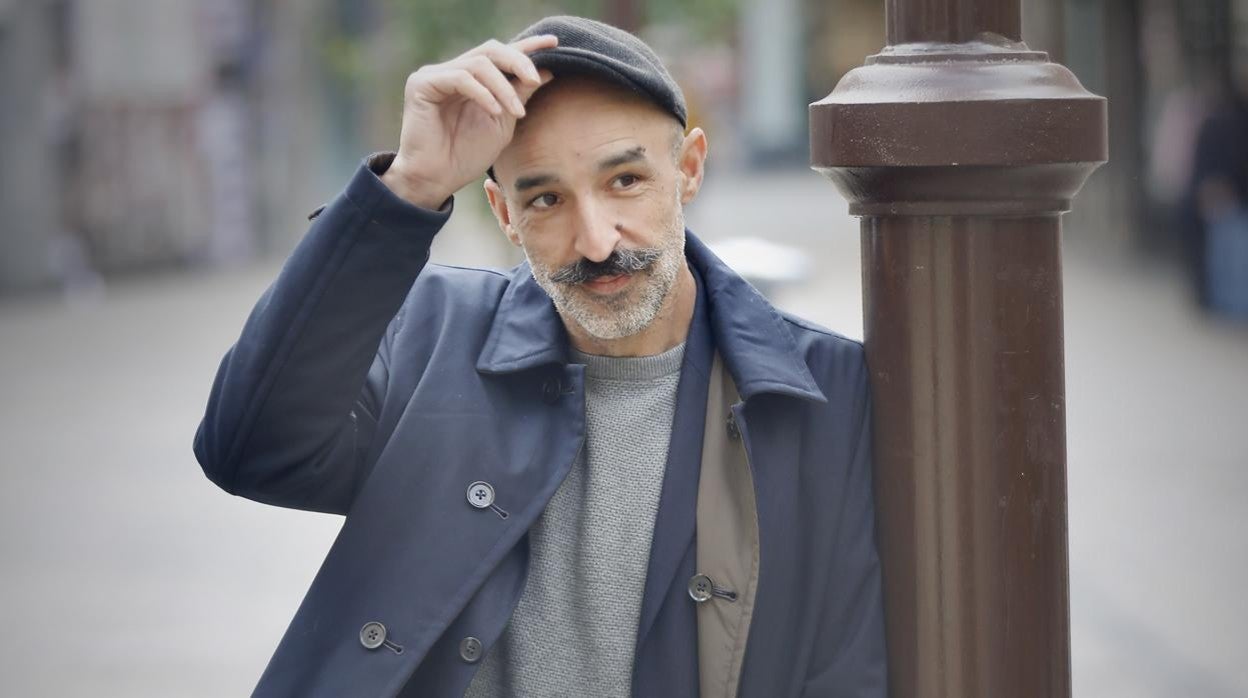 Jesús Carrasco en la sevillana Plaza del Pan minutos antes de la entevista