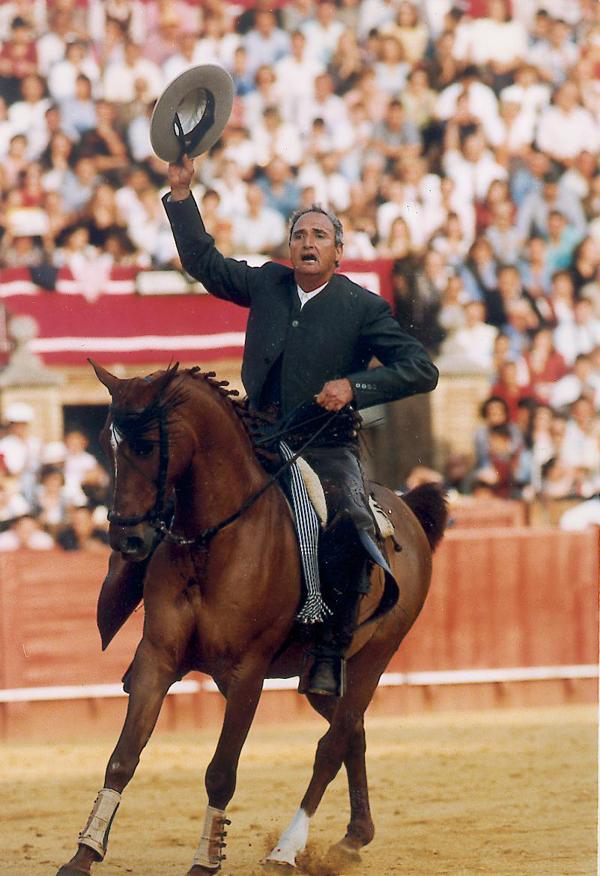 Javier Buendía siempre respetó el estilo vaquero en su indumentaria torera