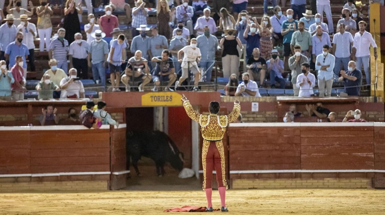 Miguel Ángel Perera indultó este martes al toro 'Vitoreado' de Parladé en La Merced de Huelva