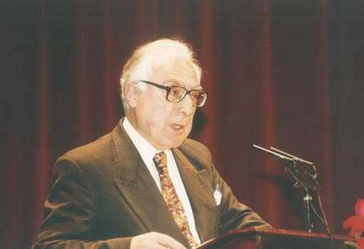 Aquilino Duque en un pasaje del pregón taurino de 1998