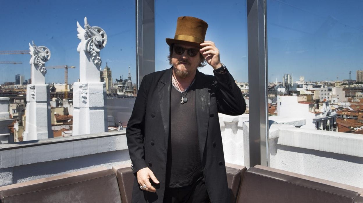 el rockero italiano Zucchero actúa este martes en Sevilla