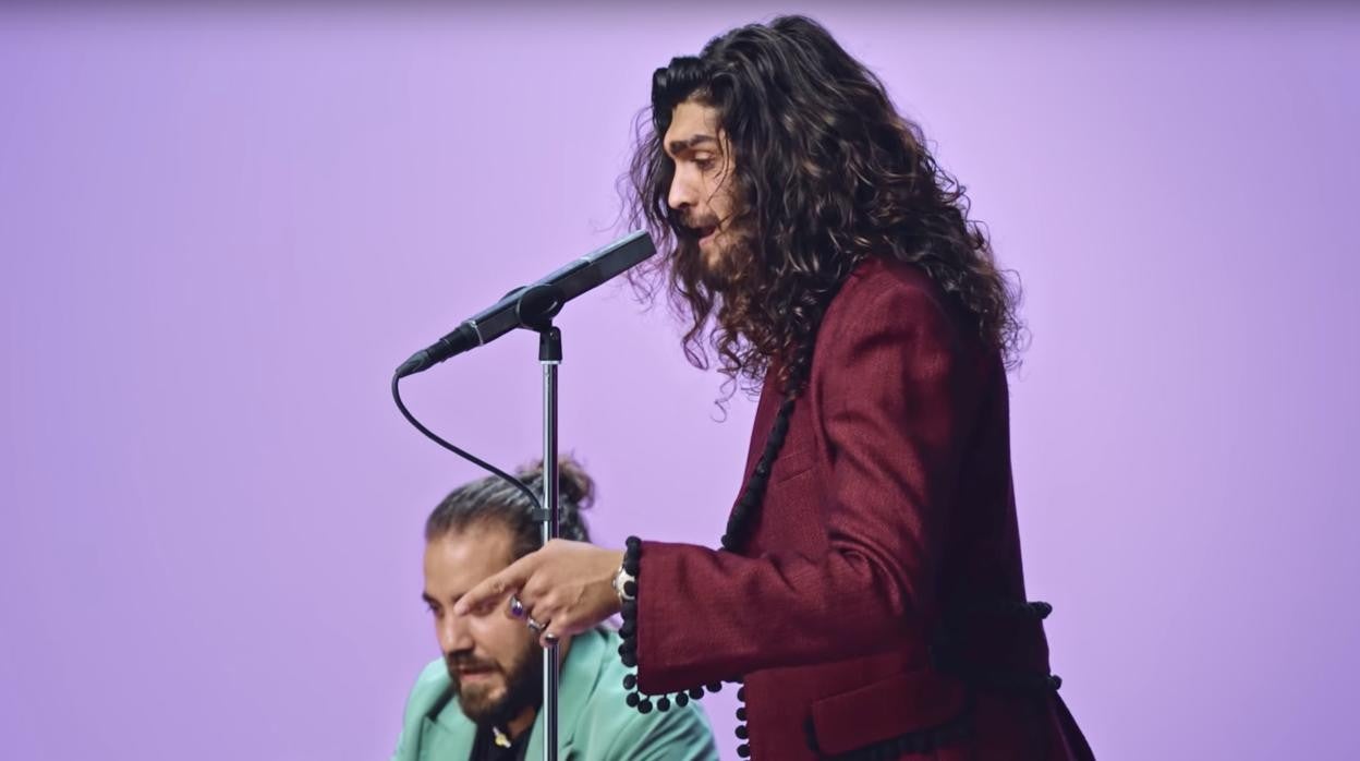 Israel Fernández en Colors