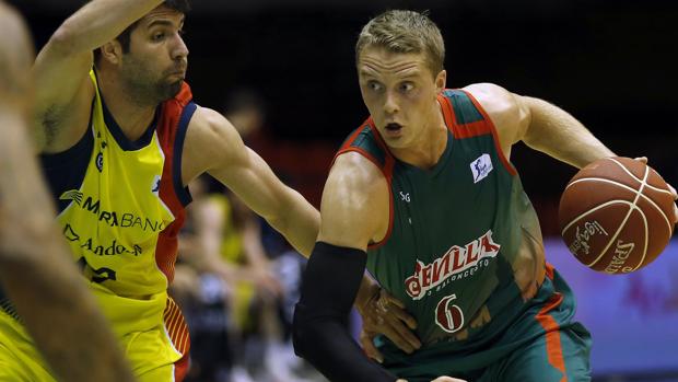 El grupo Torrot, en cabeza para hacerse con el Baloncesto Sevilla