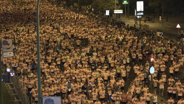 La Nocturna del Guadalquivir vuelve a invadir Sevilla