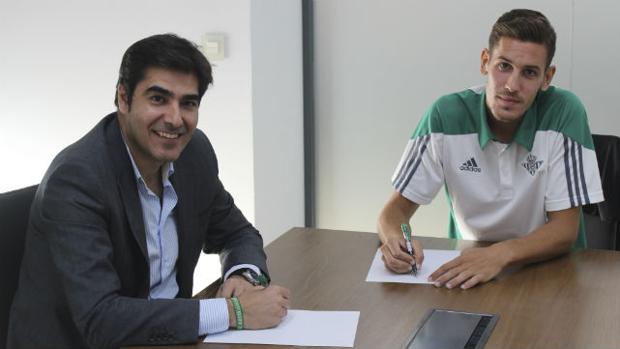 Alegría: «No ha habido que negociar mucho; fue mirar el contrato y firmarlo»