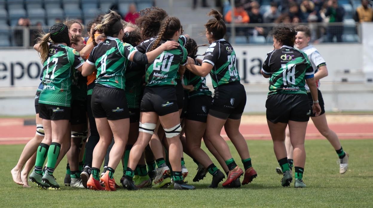 Las jugadoras del Corteva Cocos celebran el pase a la final de la Liga Iberdrola