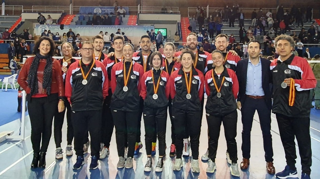 La plantilla del Club Bádminton Rinconada