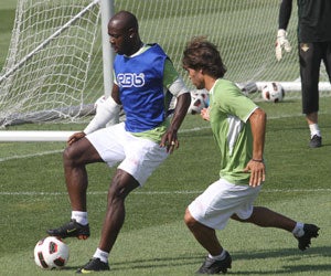 A Emaná, sin ofertas, lo tasa el club en ocho millones