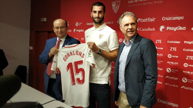 Gonalons: &quot;¿El partido del jueves? Estoy preparado para jugar&quot;